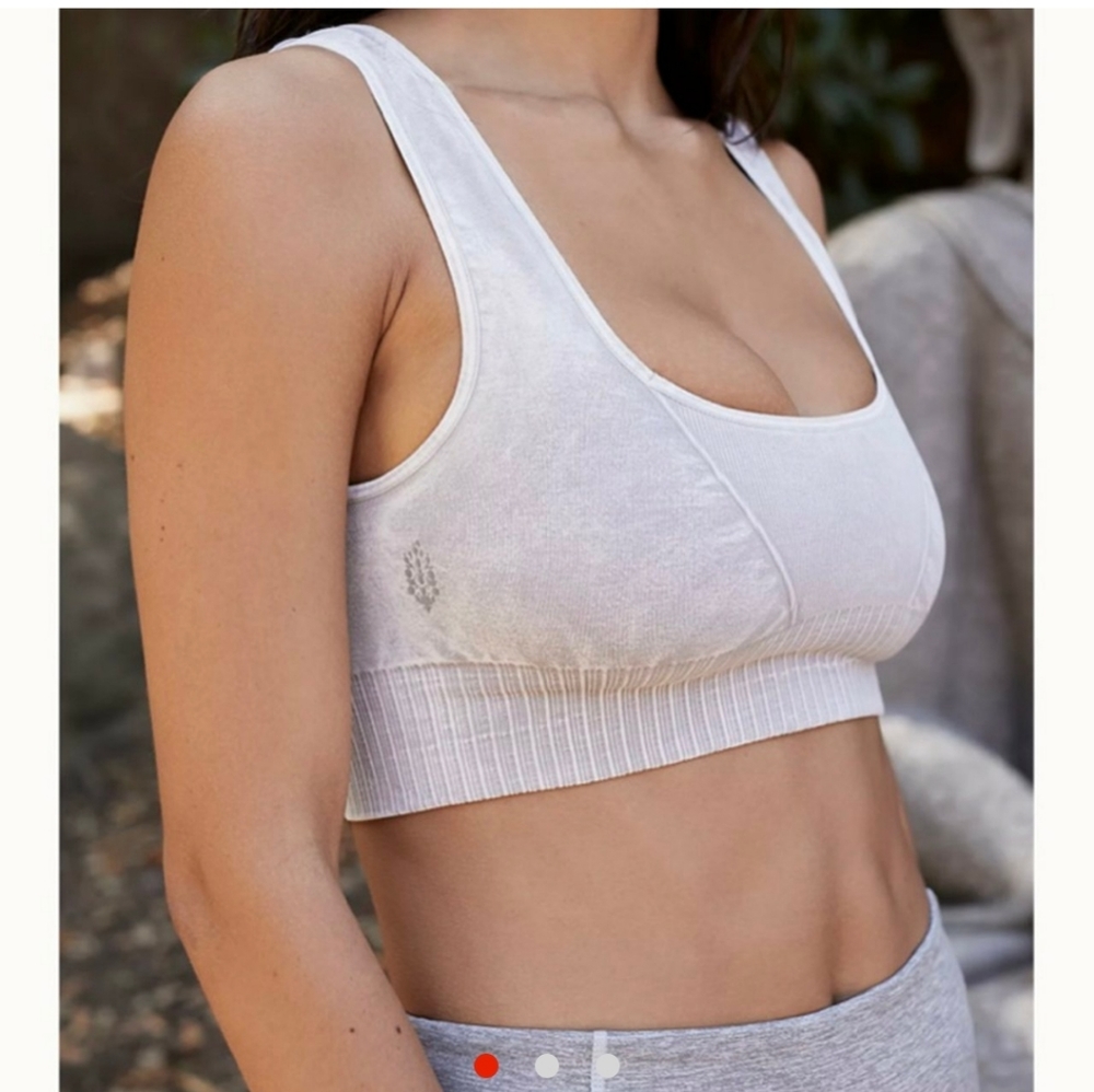 Free People Good Karma movement sports bra size S